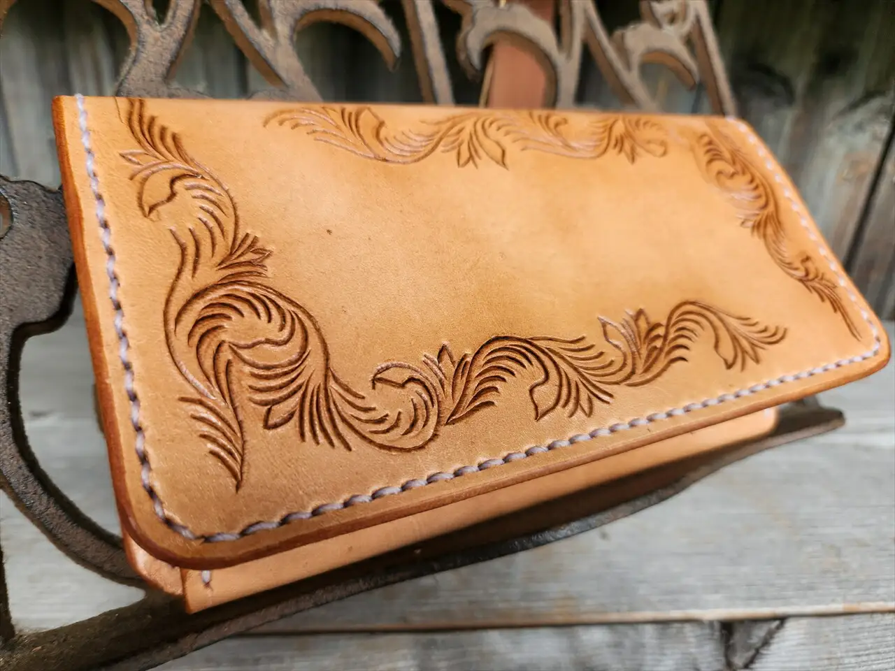 ロングウォレット　Slim(カットワーク) 本革 牛革 財布 [BFAJ124]