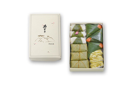 （冷蔵） 薬師 （ゐざさ寿司さけ３個、柿の葉寿司さば３個、桜寿司たい３個、山菜巻３個） ／ すし サバ 鯖 鮭 鯛 奈良名物 ご当地グルメ 中谷本舗 お取り寄せグルメ 郷土料理 奈良県 田原本町