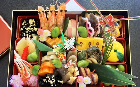 【海上ホテル】淡路島海上ホテル料理長謹製『生詰め』おせち　　◆数量限定和風一段膳（2〜3人前）海上ホテル厨房より冷蔵でお届け致します。◆12月30日発送