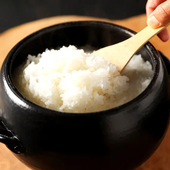 島根県飯南町産 こしひかり（2kg×4袋）【 米 新米 コシヒカリ  ブランド米 小分け 便利 贈答用 プレゼント 精米 玄米 選択可能 】
