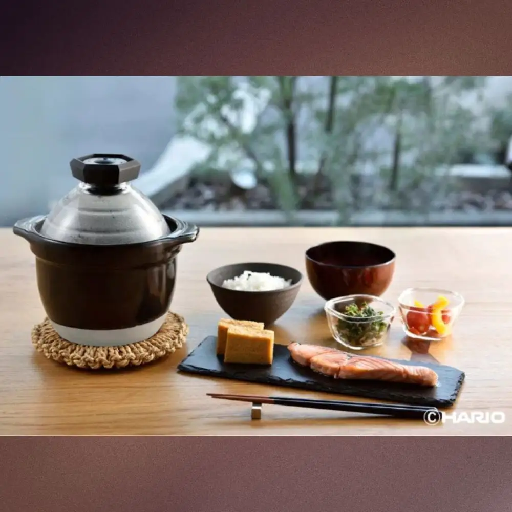 【萬古焼（ばんこやき）】フタがガラスのご飯釜1～2合炊き 令和7年モデル せんが陶器 【HARIO ハリオ  直火 土鍋 耐熱 ガラス 食器 キッチン 日用品 キッチン用品  日本製 ご飯 ごはん釜 炊飯器 四日市市 四日市】