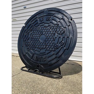 亀岡市章 マンホール蓋 《実物》スタンド付