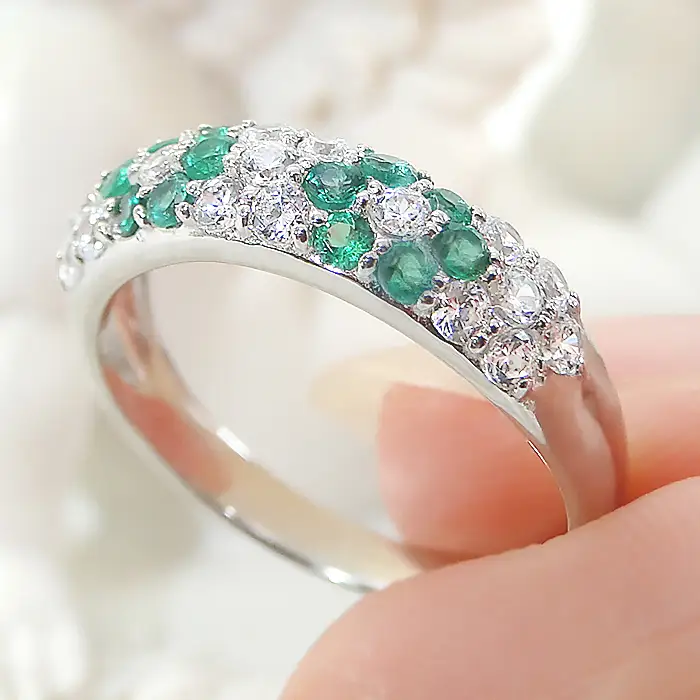 指輪 プラチナ PT900 ダイヤモンド 0.5ct エメラルド レディース リング フラワー 花 パヴェ 月甲丸 カラーストーン 誕生石【f236-pt-em】 ALPAZ100