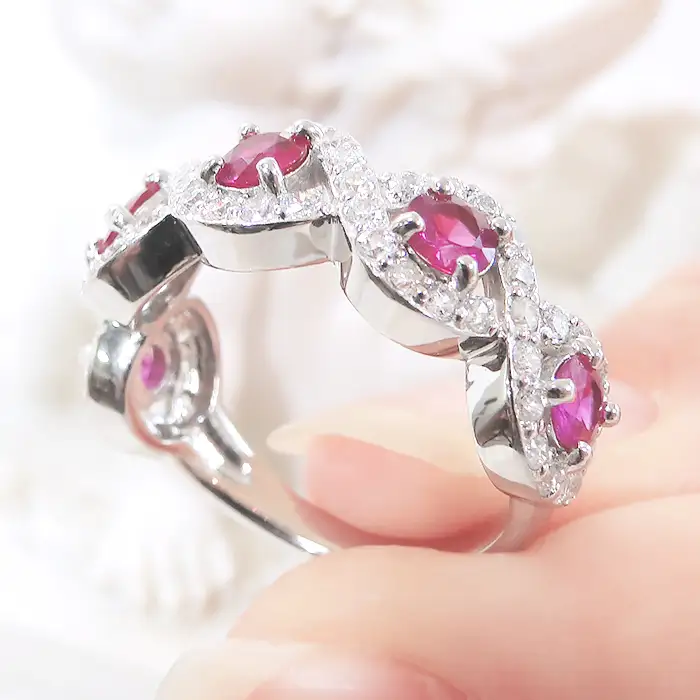 指輪 プラチナ PT900 ダイヤモンド 0.8ct リング ルビー ラウンド ウェーブ ねじれ ∞ ツイスト ボリューム ハーフエタニティ【f256-pt-ru】 ALPAZ103