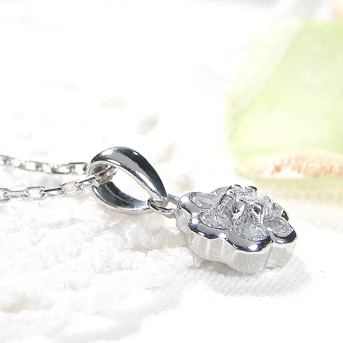 ネックレス プラチナ PT900 ダイヤモンド 0.21ct フラワーモチーフ ペンダント レディース お花 小ぶり【f265-pt-d】 ALPAZ107