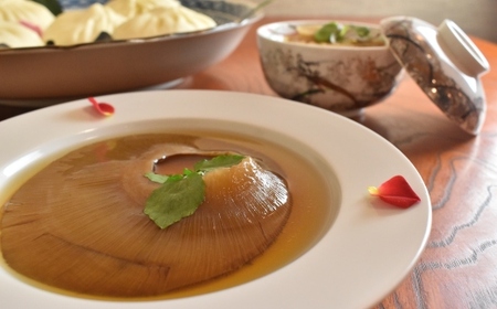 ふかひれ 姿煮　300g（ヒレ80g前後）｜ 惣菜 おかず 中華 あんかけ コラーゲン 塩竈市 宮城県 フカヒレ 姿煮 おせち 5369995