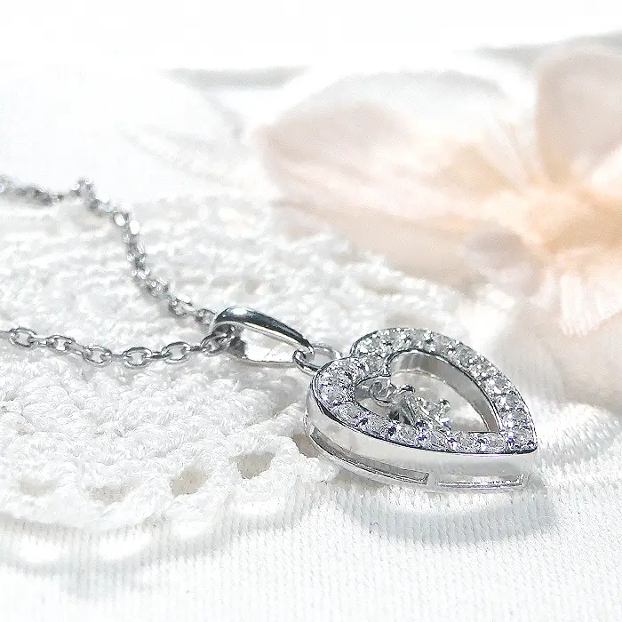 ネックレス プラチナ PT900 【計0.38ct】 ダイヤモンド 揺れるダイヤ プリンセスカット レディース ペンダント【f252-pt-p】 ALPAZ119