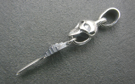 Layer dagger skull pendant ダガー スカル ペンダント ｜ ペンダント シルバー シルバー925 ハンドメイド 手作り アクセサリー 髑髏 モチーフ ペンダントトップ ネックレス チャーム ジュエリー アクセ ファッション 人気 シンプル ギフト プレゼント 年末年始 お中元 お歳暮 内祝い 快気祝い