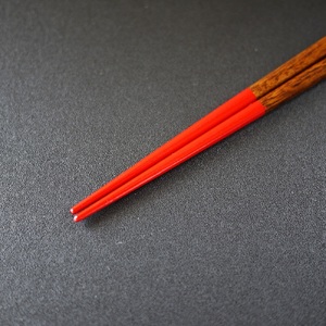 【漆工芸・黄薇彫】漆塗り箸（先赤)・1膳008-005