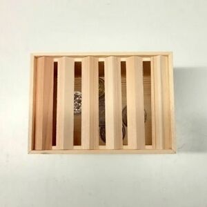 賽銭箱型 木製貯金箱 白松材 インテリア 縁起物 ギフト 名張市