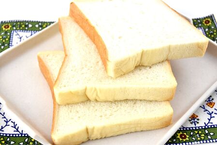 中田パン 能登ミルクパン セット（食パン・チョコ食パン・デニッシュトースト・白パン）｜洋菓子 菓子 贈答 ギフト クリーム パン　※北海道・青森・九州（福岡県を除く）・沖縄・離島への配送不可　※2024年5月上旬頃より順次発送予定