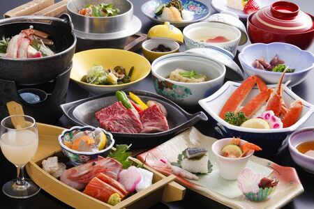 和倉温泉 大正ロマンの宿 渡月庵(一泊二食)1名様ご宿泊券/グルメＳＰ！『遥（はるか）』コース◇