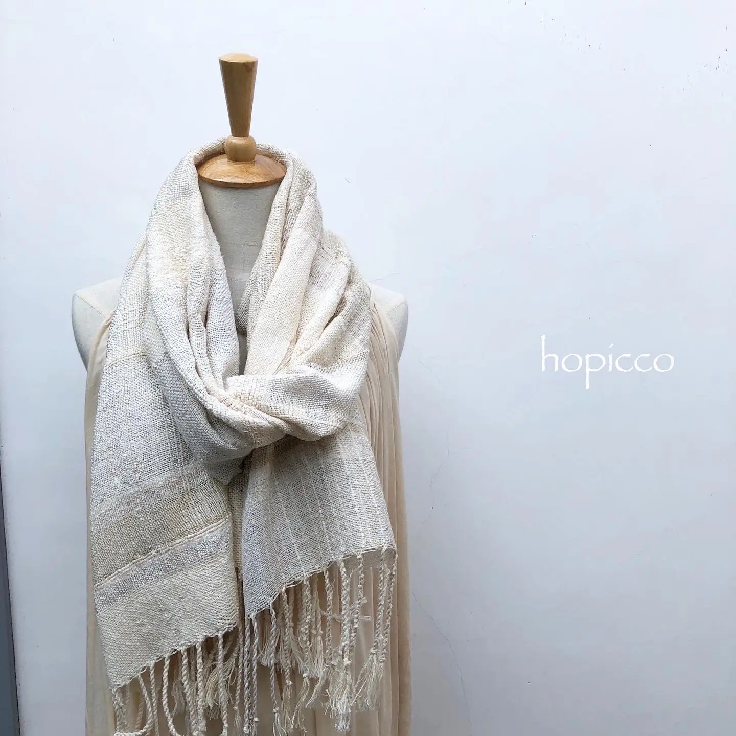 ストール（ベビーアルパカ）40cm×180cm 黒系 合同会社工藝舎 100-016