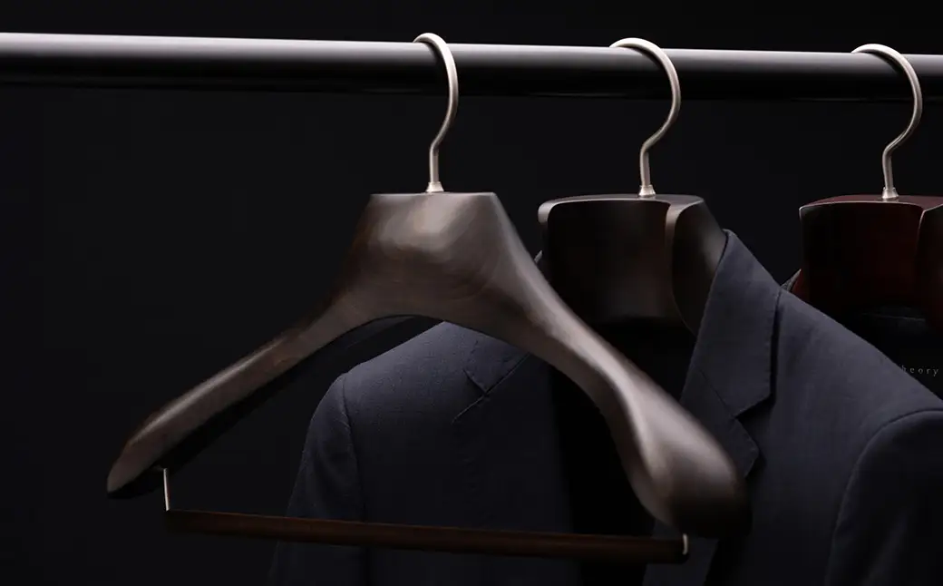 NAKATA HANGER メンズスーツハンガー AUT-03 / 国産 木製 中田工芸製 ナカタハンガー 紳士服 スーツ ジャケット コート用 パンツ スーツハンガー 新生活 クローゼット