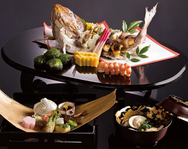 百楽荘 お食事券（5,000円分） 株式会社近鉄リテーリング   17-039