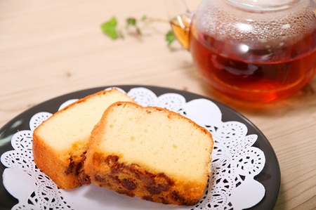 レーズン入り ブランデーケーキ 2本セット スイーツ ケーキ お菓子 デザート おやつ 洋菓子 洋酒 ポミエ 美味しい 差し入れ 手土産 ギフト お取り寄せ【R00314】