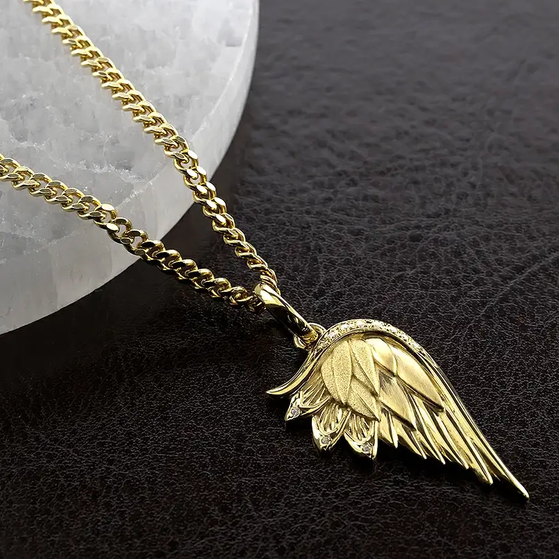 18金 ネックレス メンズ 羽根 翼 ダイヤモンド 喜平用 ペンダントトップ 大きめ 18k ダイヤ 0.08ct ゴールド シンプル イエローゴールドK18 天使 エンジェル お守り ジュエリー 普段 使い250325201y SWAA258-k18