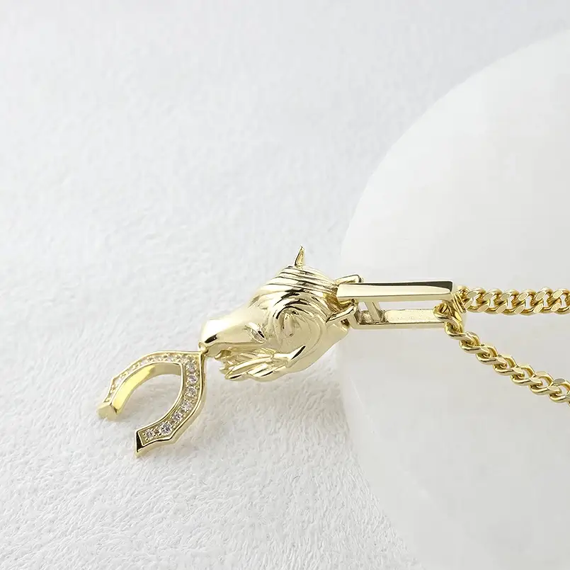 馬 馬蹄 18金 ネックレス ダイヤモンド 大ぶり ペンダントトップ 大きめ 喜平 18k ゴールド ダイヤ 干支 午年 縁起物 イエローゴールドK18 ジュエリー シンプル お守り 厄除け 人気250307mro401 SWAA271