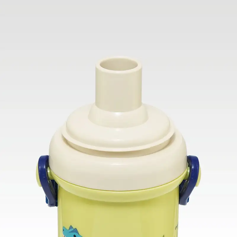 直飲みコップ付きプラ水筒　624483　4-101