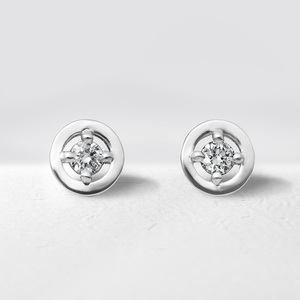 プラチナ900 ダイヤモンド ピアス Kreis(クライス） (b250-013)