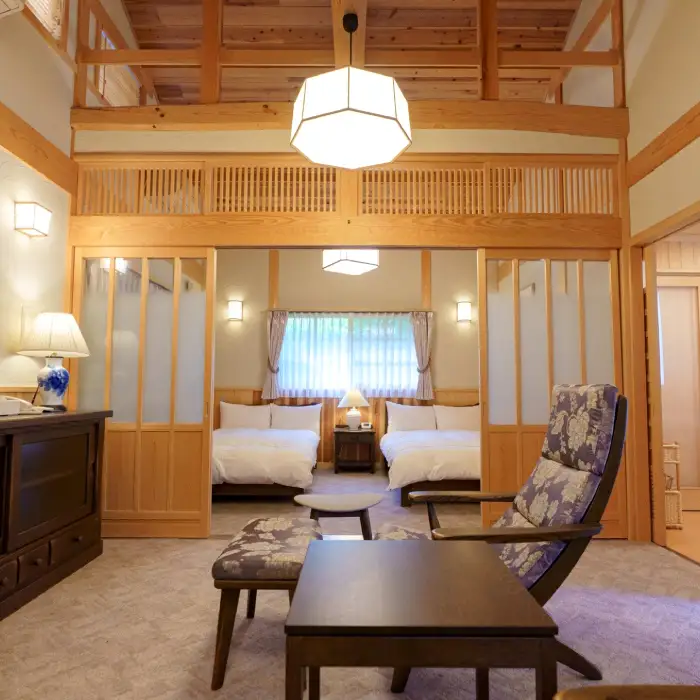 石見銀山の真ん中に佇む宿「ゆずりは」ペア宿泊（一泊2食付き）プラン【 旅行  ペア宿泊 1泊2食付き 宿泊 宿泊プラン 宿泊券 】