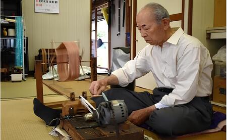 伝統工芸 本庄絣 ネクタイ ＜青藍色＞ 伝統 織物 工芸 工芸品 ギフト 贈り物 父の日 お祝い ファッション 小物 関東 F5K-054