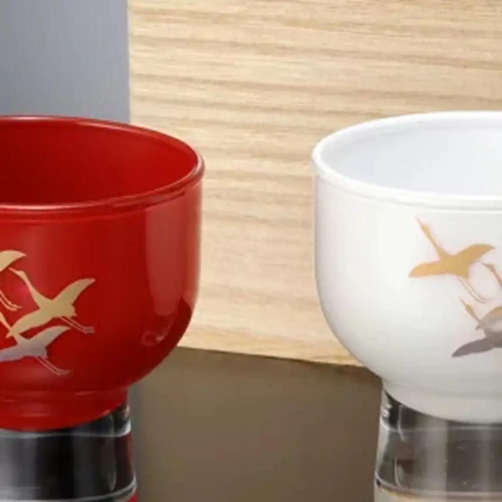 みよし漆器本舗 お猪口 ペアセット 紀州塗り 盃 蒔絵 千羽鶴 赤 白 70ml