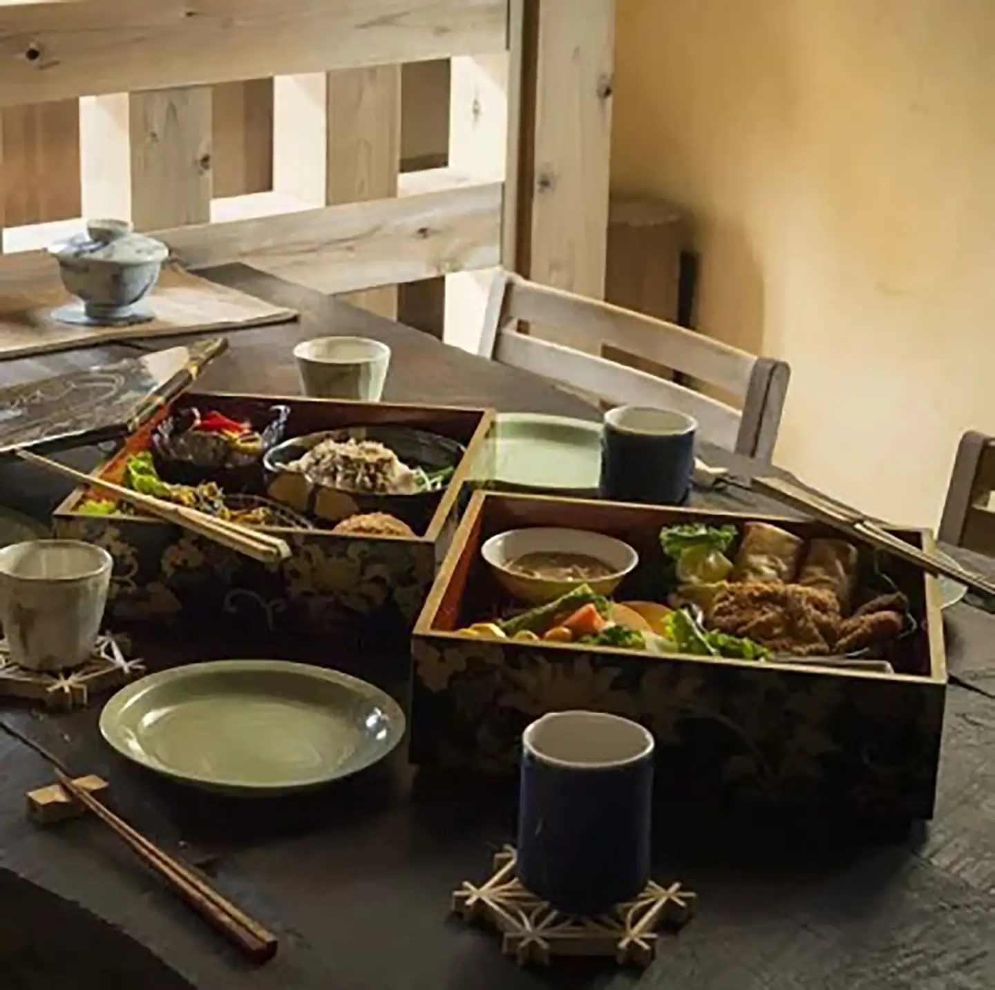 宿泊券 「アイショウ」一日ひと組の宿 ご夕食「厳選食材を使ったお重」付きプラン宿泊券 1泊6名様