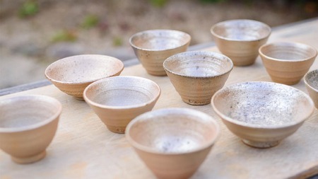 湯呑（金色）大塩 恵旦作 500-004