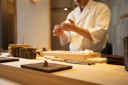 【鮨 和さび】《昼・夜共通》特別おまかせコース 1名様分（ぐるなびセレクション） 0025-046-S07
