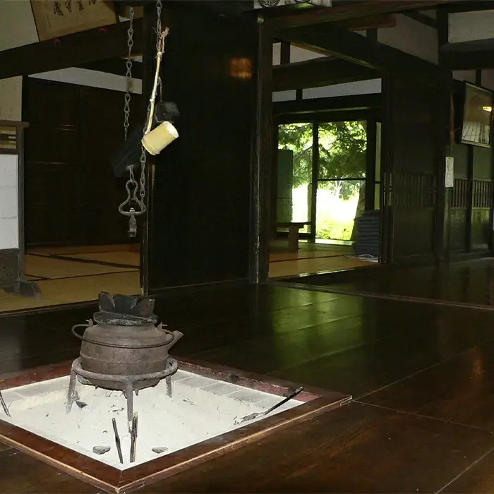 日登美山荘 イワナ懐石料理昼食コースペアチケットB 日登美山荘 滋賀県 東近江市 D-E16 懐石料理 囲炉裏 岩魚 イワナ 食事券 ランチ ペアチケット 体験 宿泊券