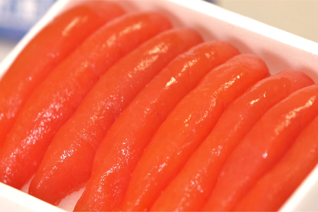 【3か月定期便】塩たらこ【やまか/紅艶美人】低温熟成600g（200ｇ×3）全3回 お正月　人気　魚卵　高級　ごはんのお供 惣菜 おかず 珍味 海鮮 海産物 魚介 魚介類 おつまみ つまみ タラコ 株式会社やまか 冷凍 おせち R001-079
