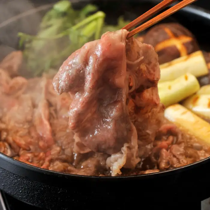 鳥取和牛 モモすき焼き 500g【モモ もも すきやき すき焼き スライス 鳥取 和牛 ご自宅用 お取り寄せ グルメ プレゼント 冷凍 日吉津村】