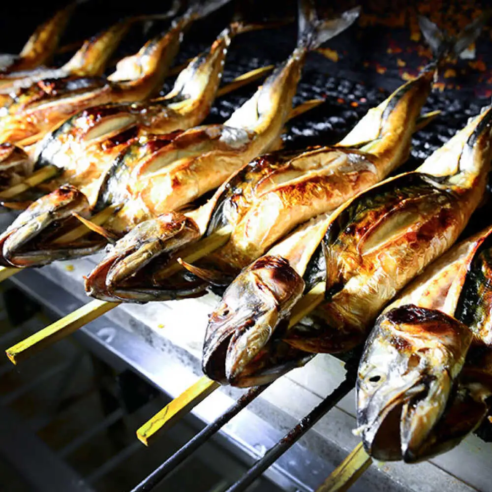 ノルウェー産 冷凍 浜焼き鯖 4本 / サバ 鯖 さば 小浜市 / 小浜海産物 【配送不可地域：北海道・沖縄・離島】[BFAA133]