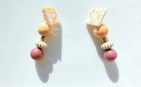 Antoinette ピアス アクセサリー 天然石 1個 [Q]handmadejewely【ゴールド ウッド シンプル クール エレガント 可愛い ハンドメイド ジュエリー 手作り  職人 上品 華やか ドレス 結婚式 大人の雰囲気 ギフト プレゼント 母の日 ラッピング シェル】
