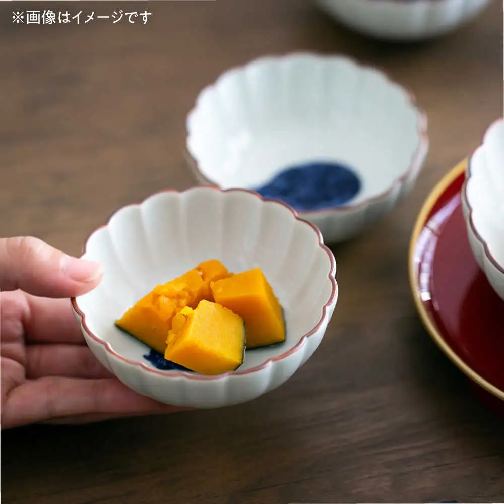 【波佐見焼】呉須猫 菊割小付 〈へそ天〉 3点セット【西海陶器】[OA498]