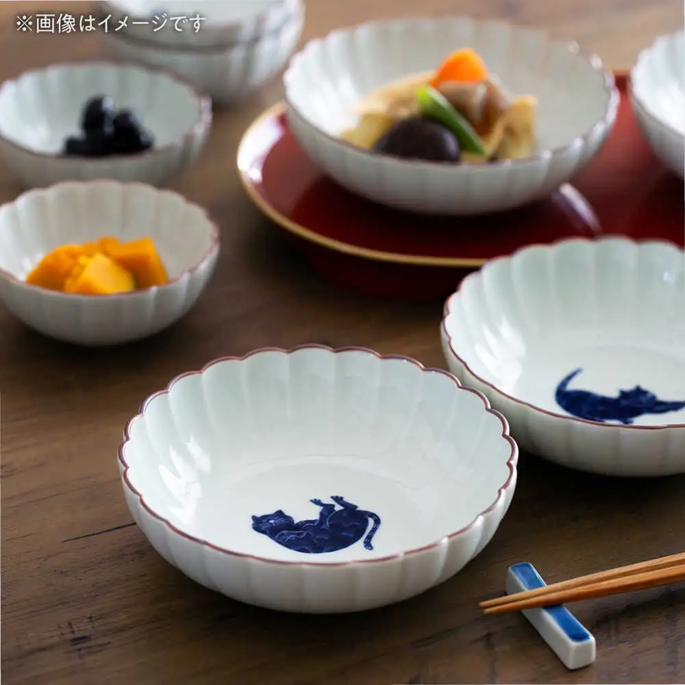 【波佐見焼】呉須猫 菊割小鉢 〈三日月〉 2点セット【西海陶器】[OA505]