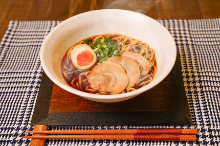 【カット済】チャーシュー切落 約2kg（500gx4P） 時短 料理 簡単 ラーメン おつまみ 丼 チャーハン お弁当 おかず スライス 煮豚 焼き豚 チャーシュー 肉 豚肉 ブタ肉 豚バラ おつまみ ボリューム 晩酌 たれ 醤油 欲張り ご飯のお供 H166-018