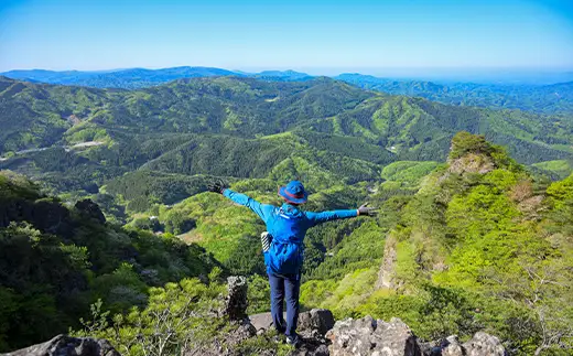 絶景と歴史の山 名峰「霊山」りょうぜん ハイキングガイド (1組5名まで)  F21C-476