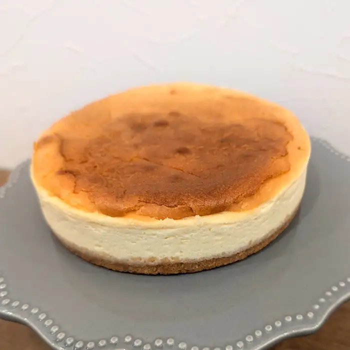 チーズケーキ（14cmホール）