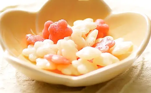 小さな小さな姿あられ 姿梅 あられ 和菓子 お菓子 菓子 おかき せんべい 煎餅 おやつ ギフト うめ