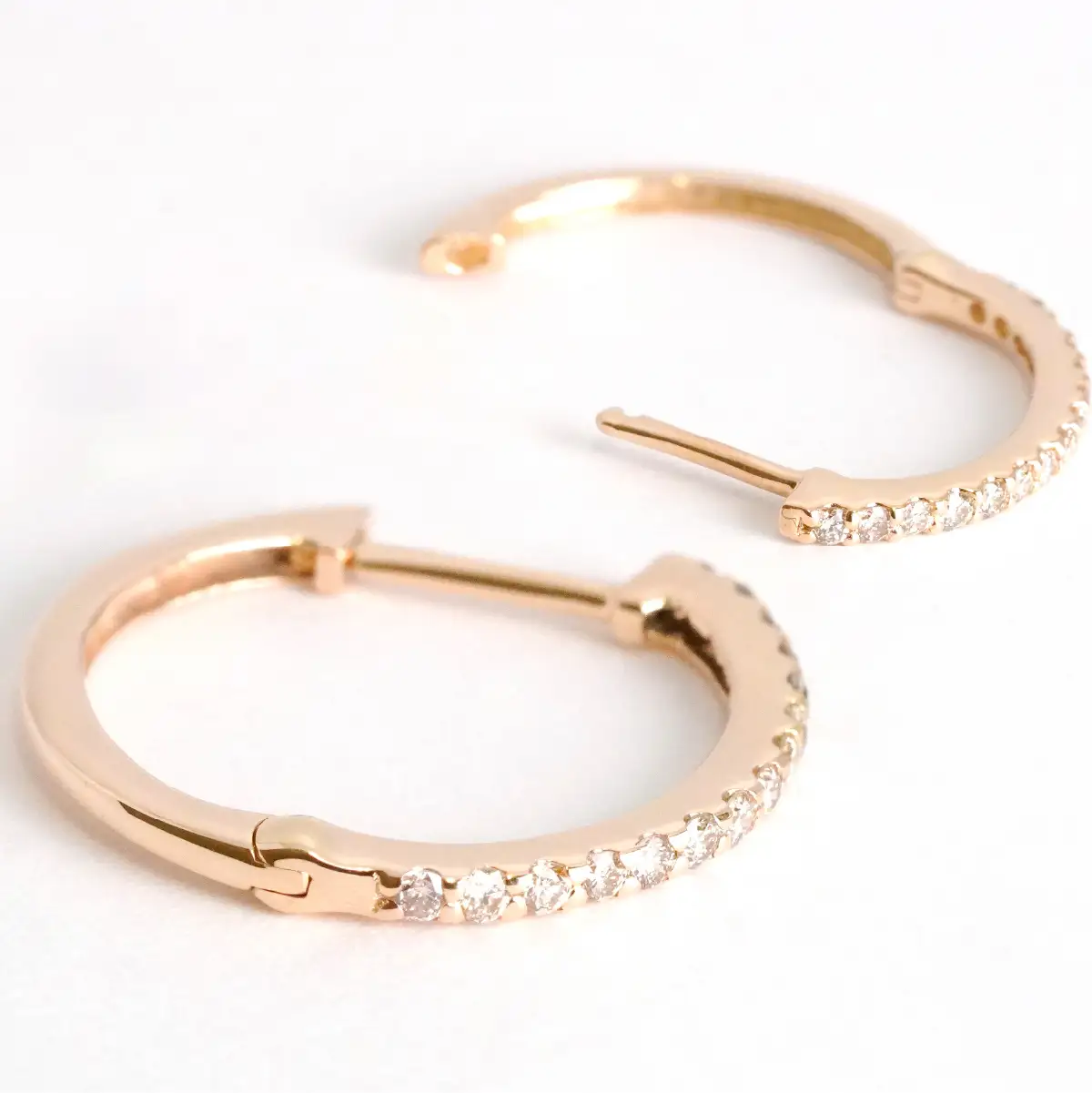 0.3ｃｔ 中折れ式ピアス イエローゴールド 管理番号RTJ-020 246-005-a