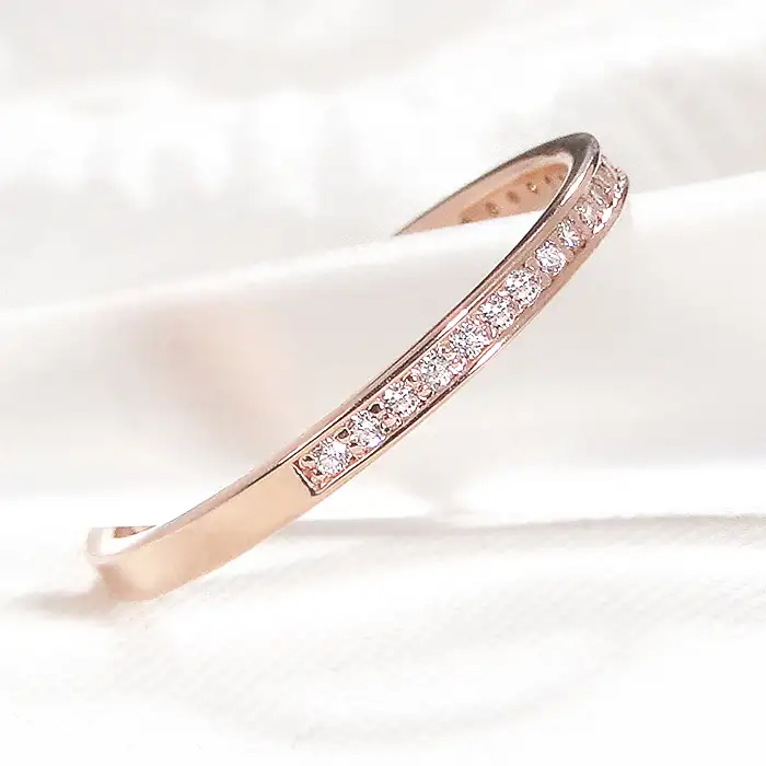 指輪 レディース リング K18PG ピンクゴールド ダイヤモンド 0.13ct ハーフエタニティ 華奢 極細 細身 18金 リング ダイヤ ジュエリー 山梨県 南アルプス市 【f200-k18pg】 ALPAZ205