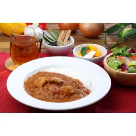 国立薬膳カレーチキン　200g×5食セット【1591788】