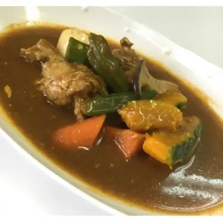 30種のスパイスを使用　国立薬膳カレールー　300g×5パックセット　小麦粉・ラード不使用【1594656】