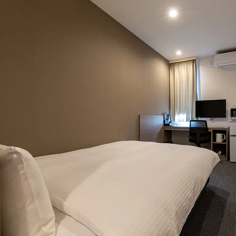 HOTEL R9 The Yard 笠間【禁煙】ダブルルーム宿泊券(1名利用) KL-002
