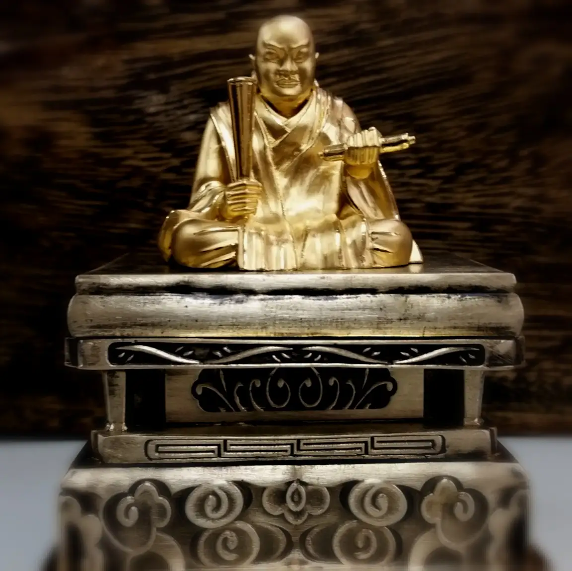 【造幣局ホールマーク入り】【純金】日蓮聖人（坐像）　252-017