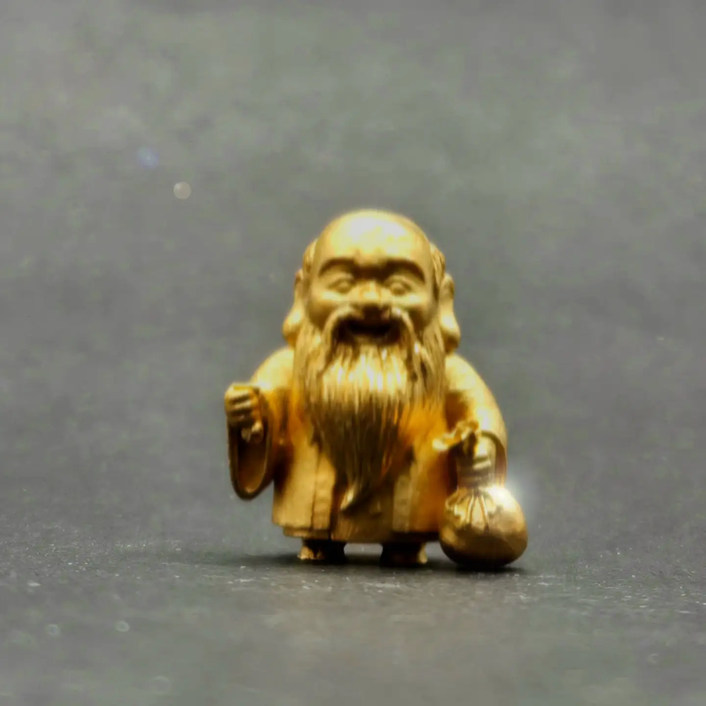 【造幣局ホールマーク入り】【純金】布袋　小 8~9g　【甲斐石和温泉七福神】　252-022