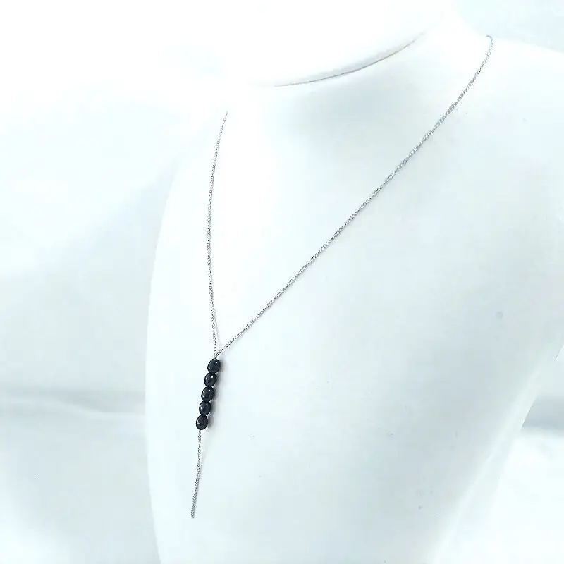 2125 淡水本真珠ネックレス（ブラック）・Y字5珠 黒真珠　デザインネックレス オシャレ パールアクセサリー エレガント プレゼント 結婚記念日 自分へのご褒美