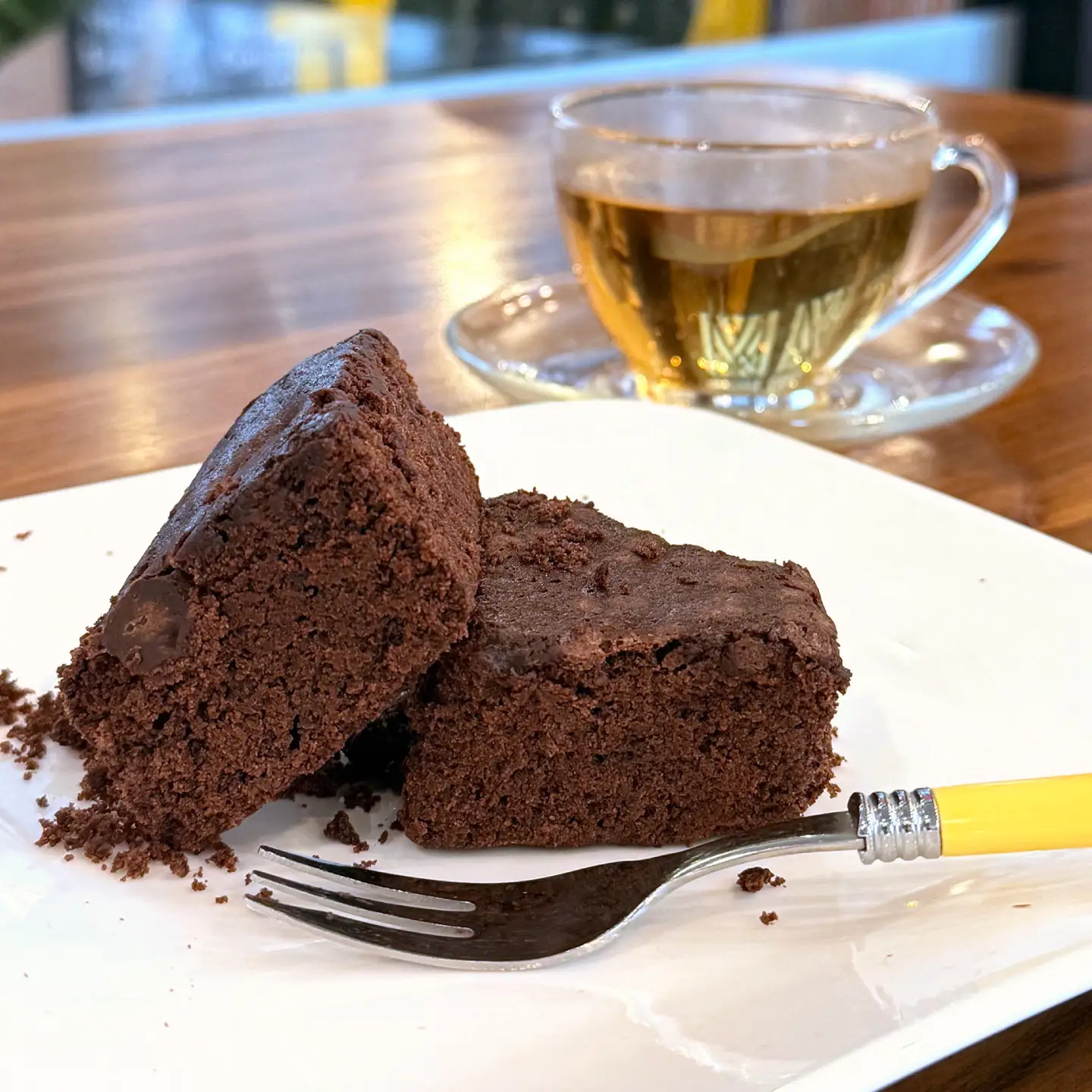 黒糖ブラウニー (6個入り) チョコ スイーツ 菓子 黒糖 沖縄 ギフト 沖縄市 / LA.LA. STYLE Cafe[BCEV001]